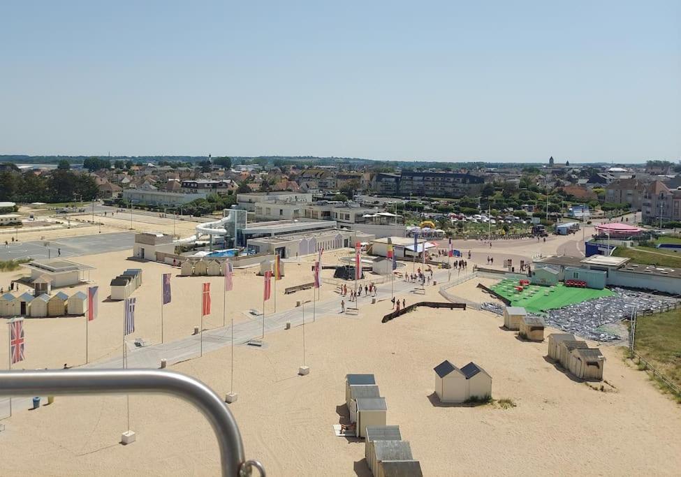Appartement Ouistreham Proche Centre Et Plage Buitenkant foto